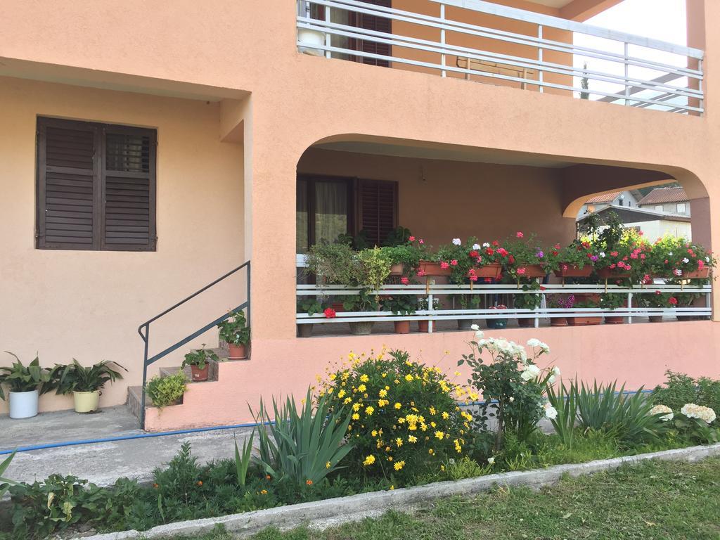 Apartment Davidovic Тиват Экстерьер фото